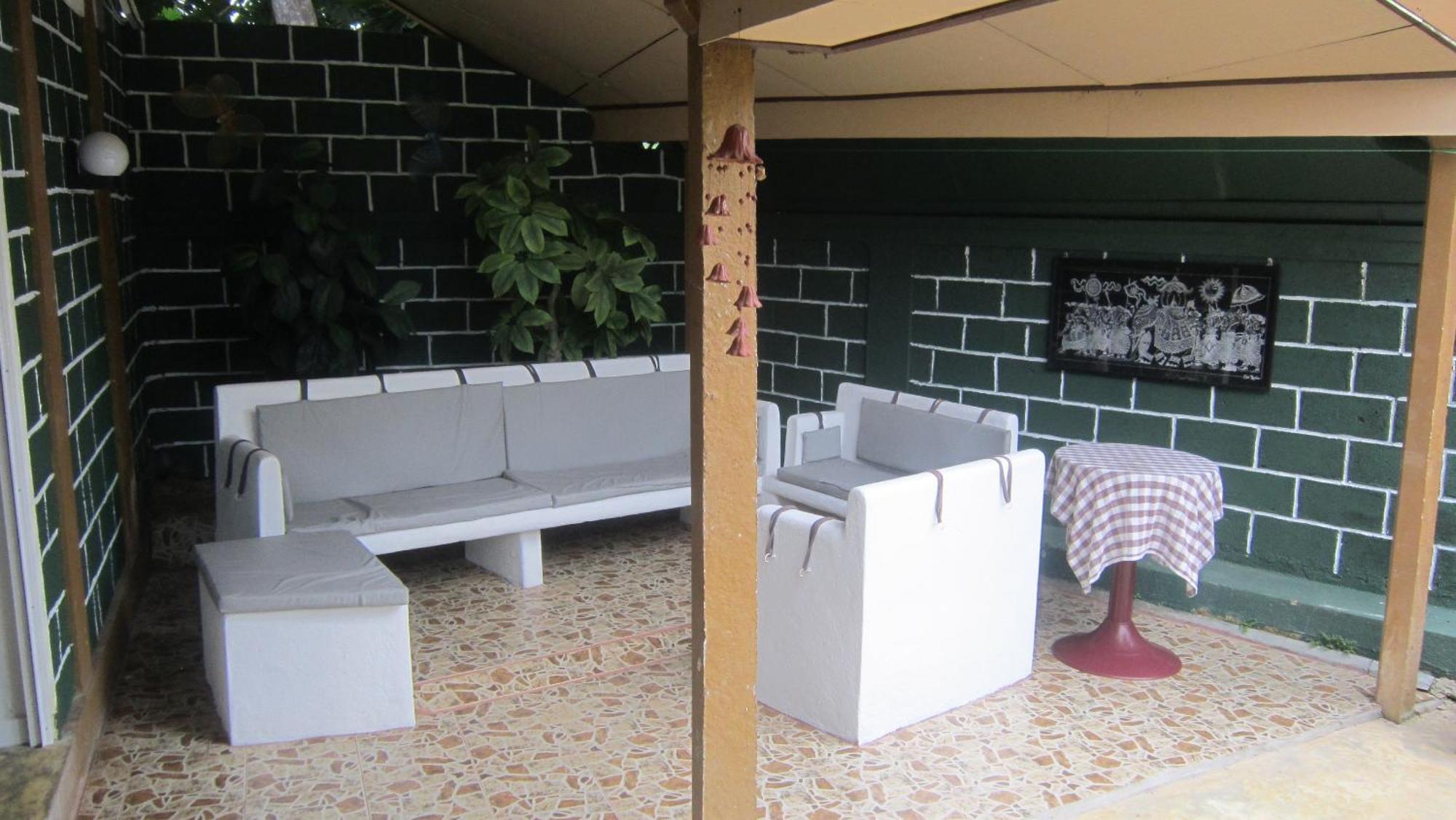 Hilda Guest House Хіккадува Екстер'єр фото