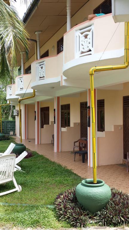 Hilda Guest House Хіккадува Номер фото