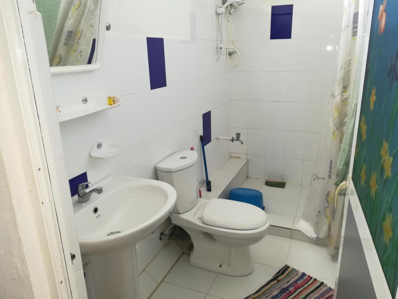 Hilda Guest House Хіккадува Екстер'єр фото